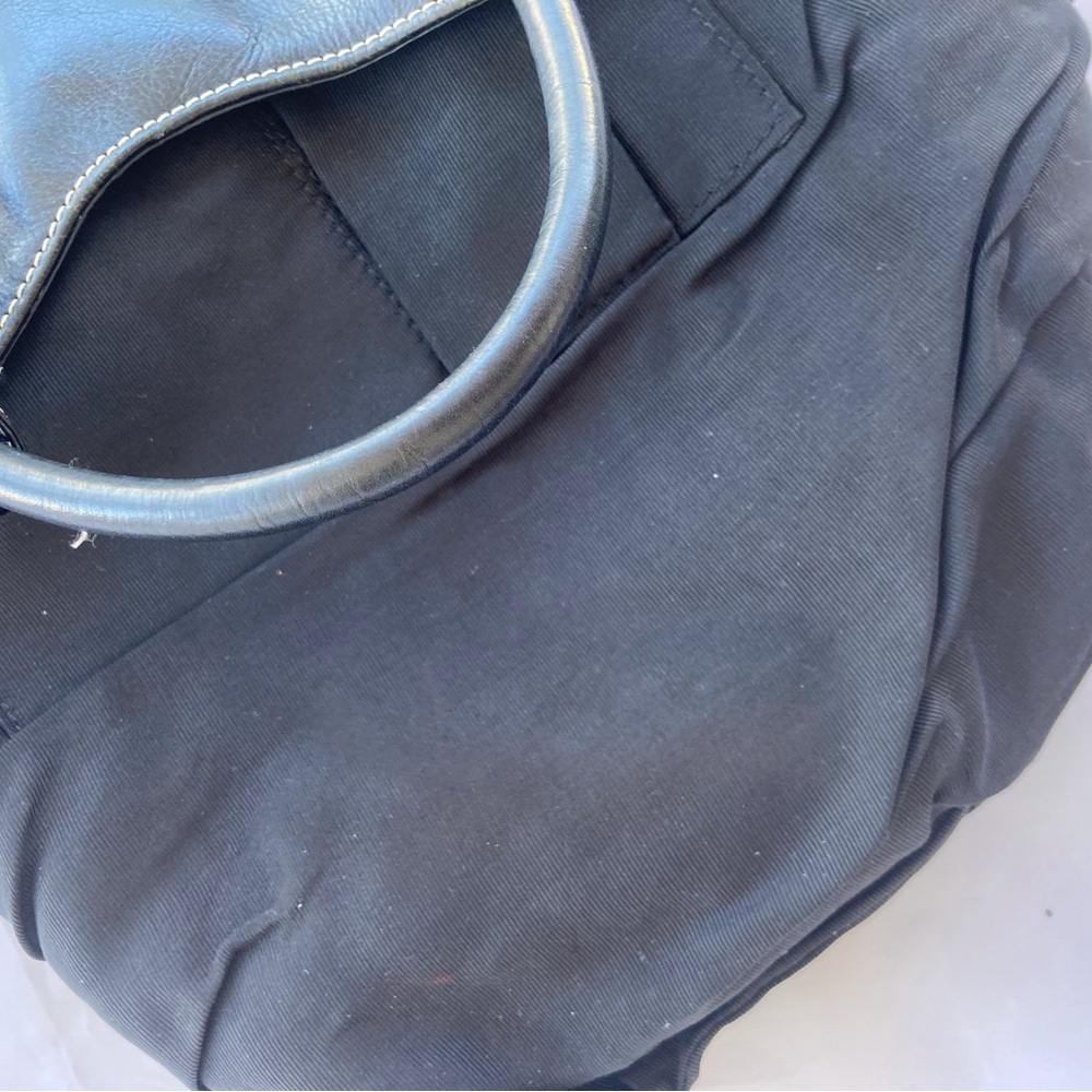 BADGLEY MISCHKA BLACK LEATHER BAG WITH SILVER AND GOLD TONED HARDWARE & BRANDING - Picture 11 of 16